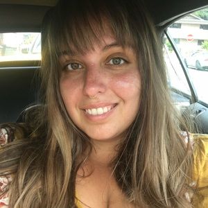 Meet your Posher, Brooke